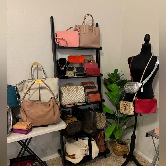 COPY - 🛑 🌵🏜️ 🛑 I’M LIVE!! SHARE‎ SHOW!! LIKE THIS LISTING TO KNOW WHEN I AM LIV… - Picture 6 of 12